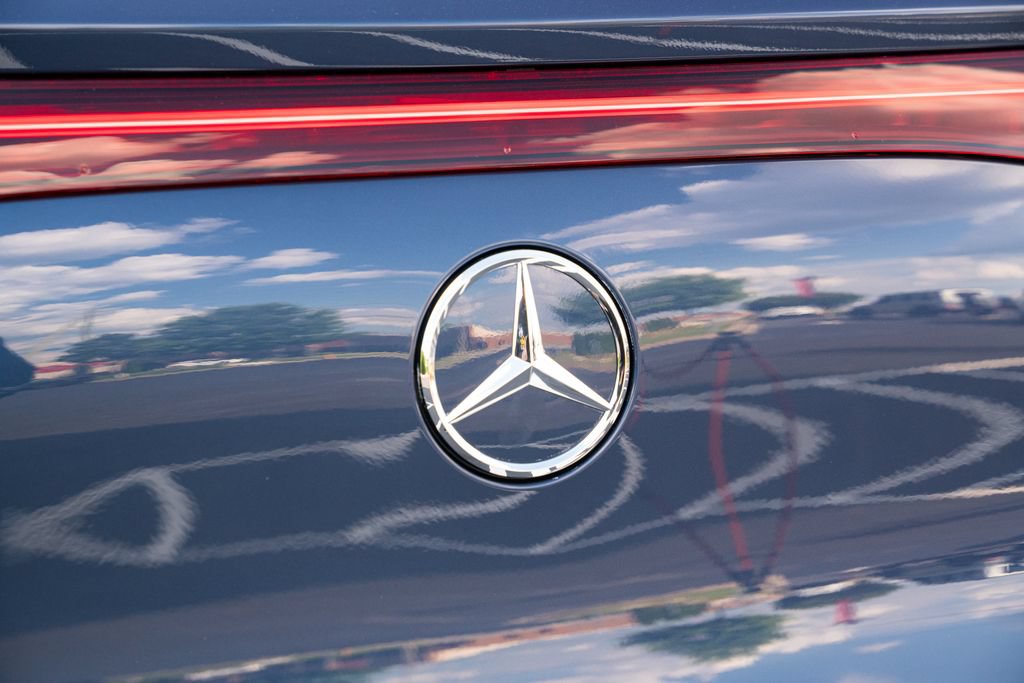 Used 2025 Mercedes-Benz EQE 350+ SUV image 16