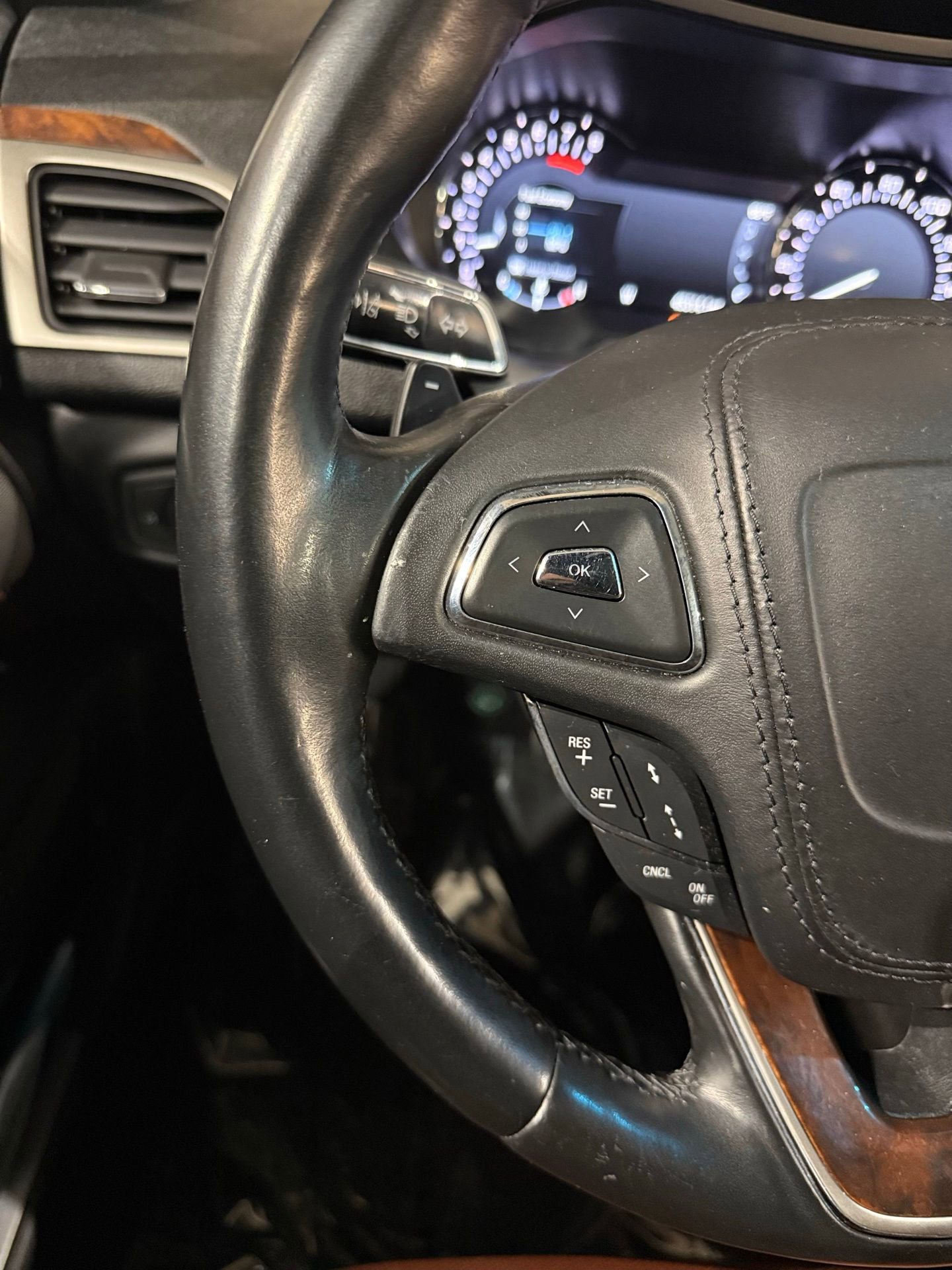 Used 2020 Lincoln MKZ Reserve w/ Monochromatic Package image 51