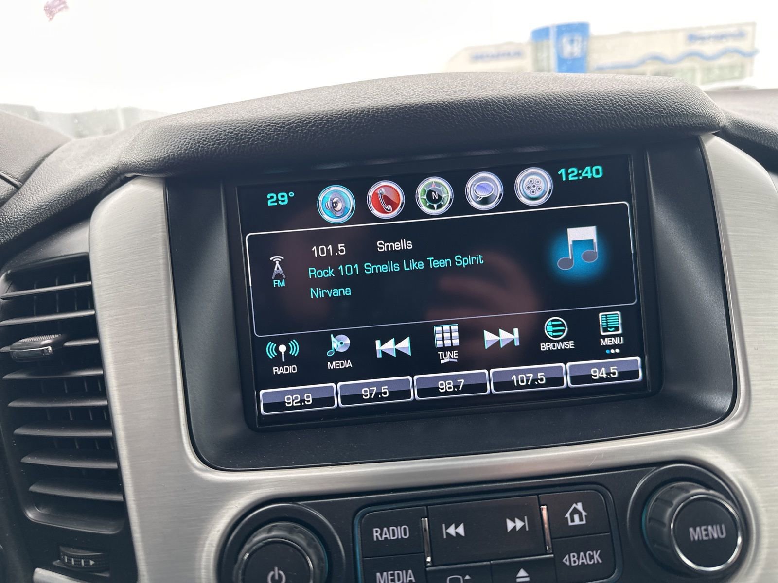 Used 2017 GMC Yukon SLT w/ Open Road Package image 60