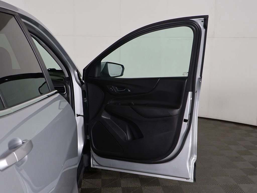 Used 2022 Chevrolet Equinox LT FWD image 16