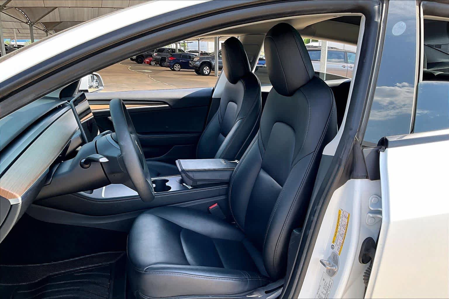Used 2022 Tesla Model 3 Long Range AWD/4WD image 7