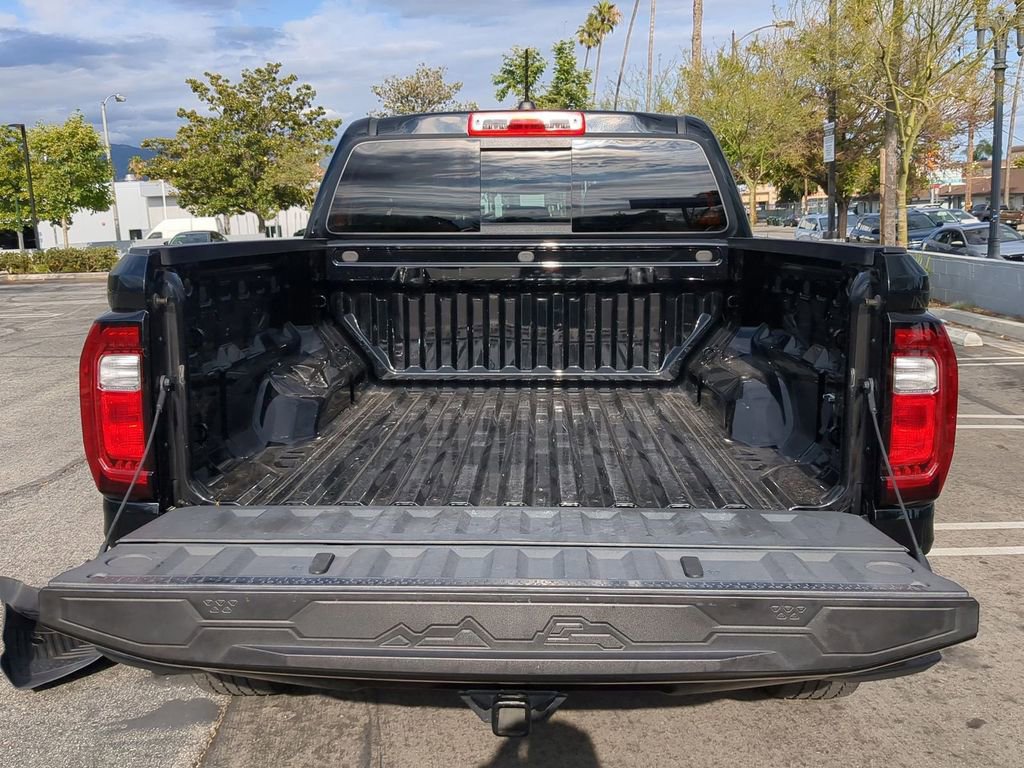Used 2023 GMC Canyon AT4 w/ Canyon Safety Plus Package AWD/4WD image 28