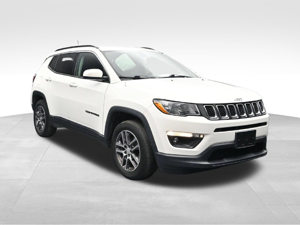 Used 2017 Jeep Compass Latitude w/ Popular Equipment Group AWD/4WD image 7