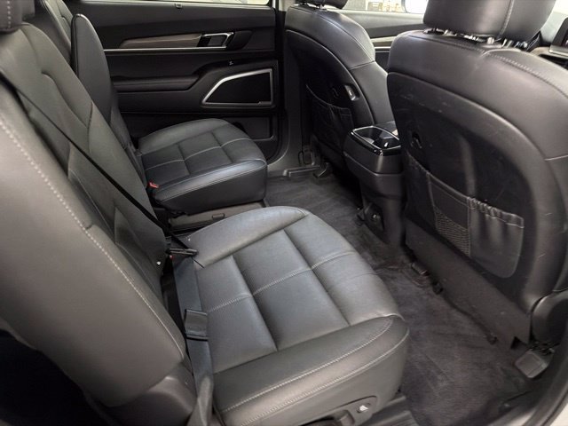 Used 2021 Kia Telluride EX w/ EX Premium Package FWD image 12
