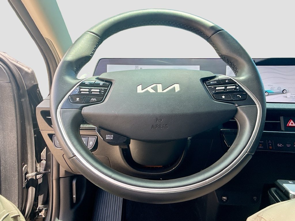 Used 2023 Kia EV6 Wind RWD image 12