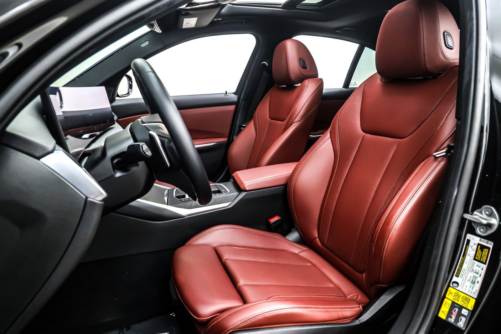 Used 2023 BMW 330e w/ Convenience Package image 18