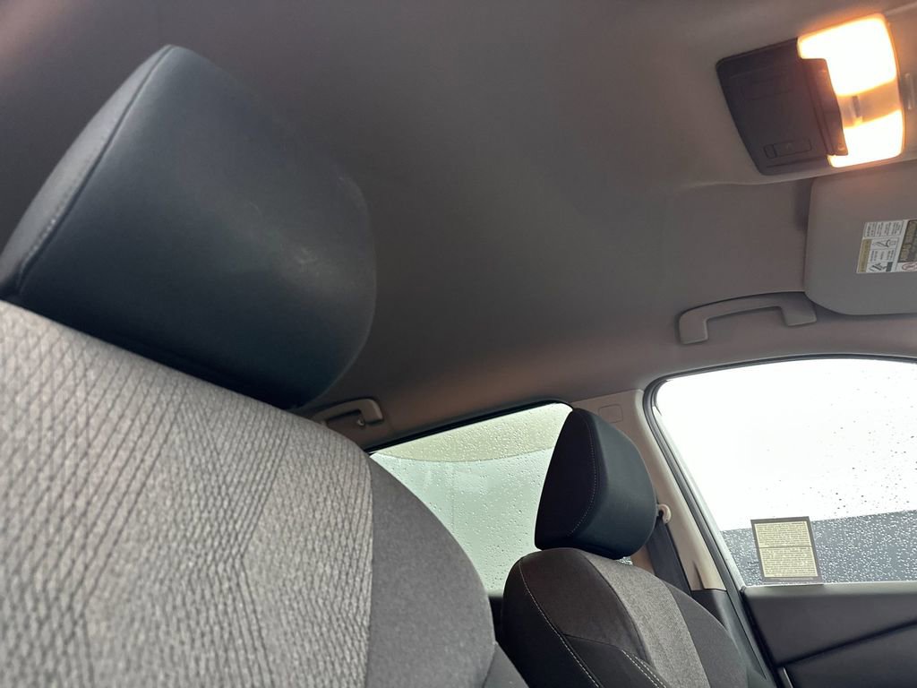 Used 2025 Nissan Rogue SV image 16