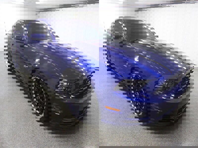 Used 2013 Ford Mustang GT Premium w/ Security Pkg image 1