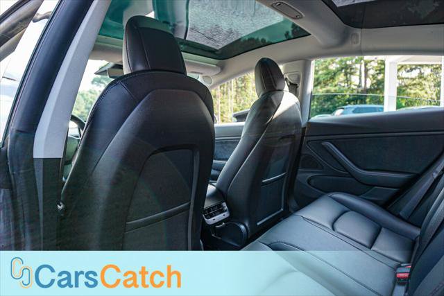 Used 2019 Tesla Model 3 Mid Range RWD image 32