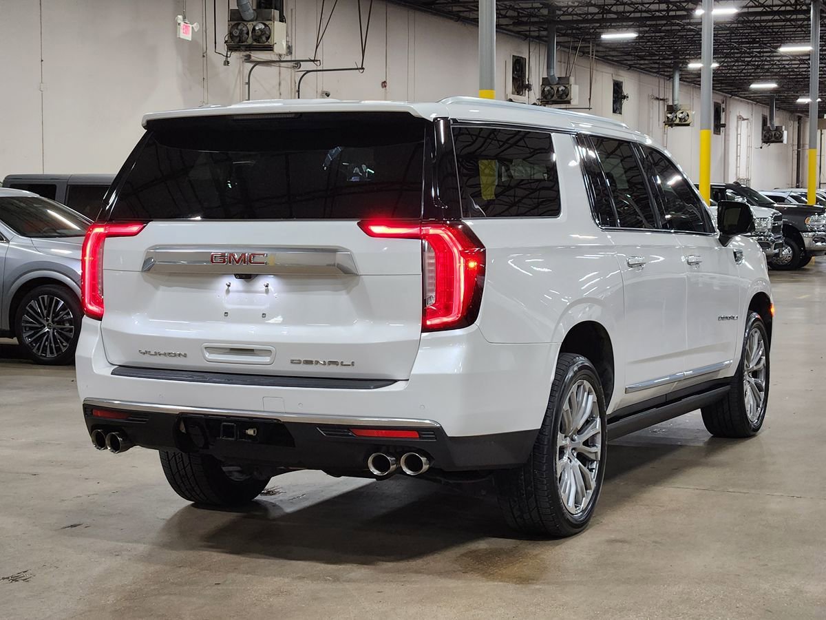 Used 2021 GMC Yukon XL Denali w/ Denali Premium Package RWD image 8