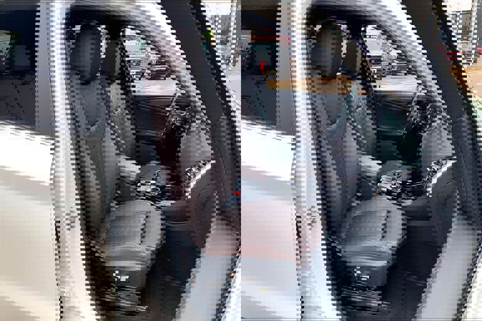 Used 2022 BMW X3 xDrive30i w/ Premium Package AWD/4WD image 9