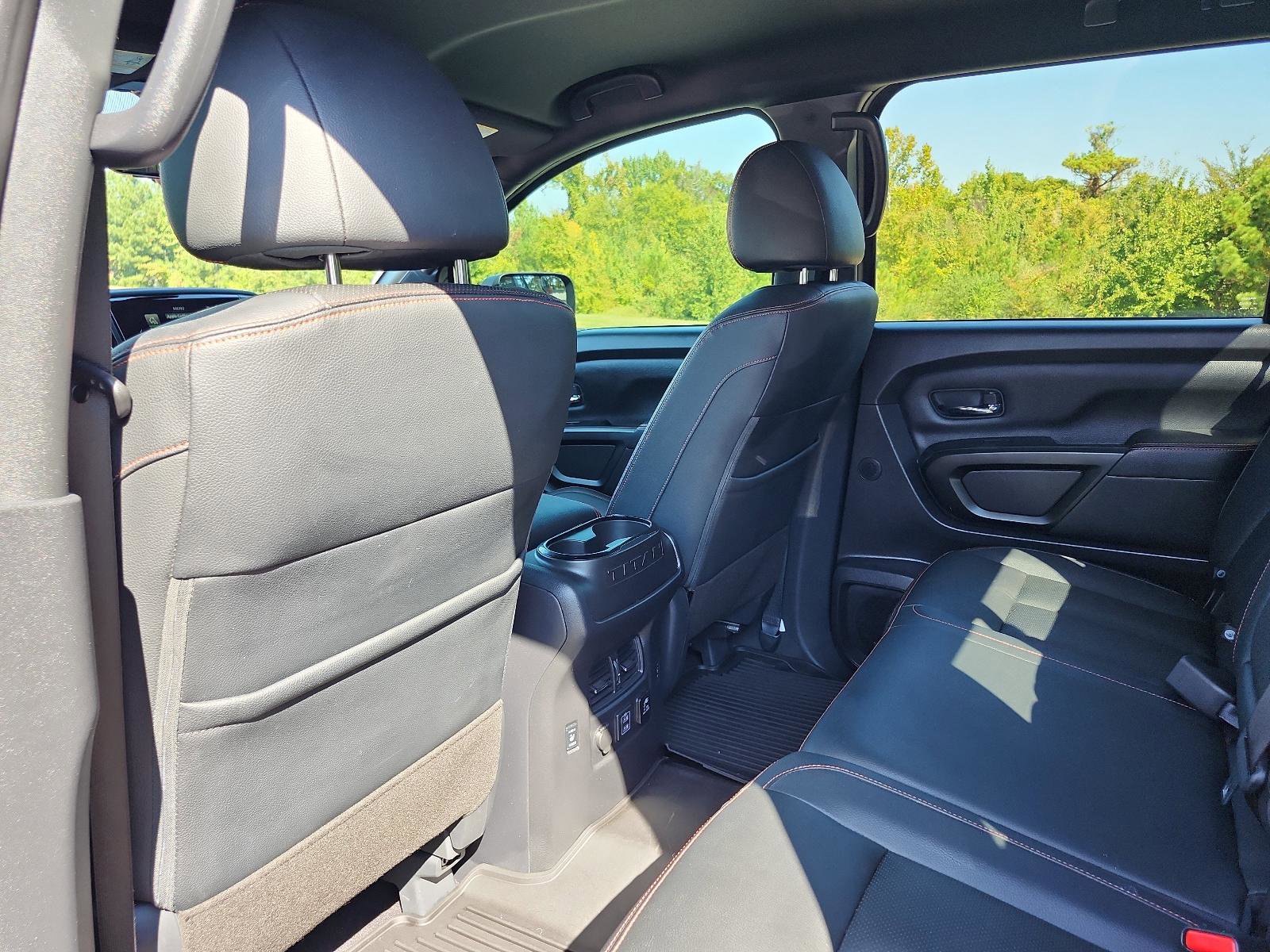 Used 2023 Nissan Titan PRO-4X w/ Pro-4x Convenience Package image 12