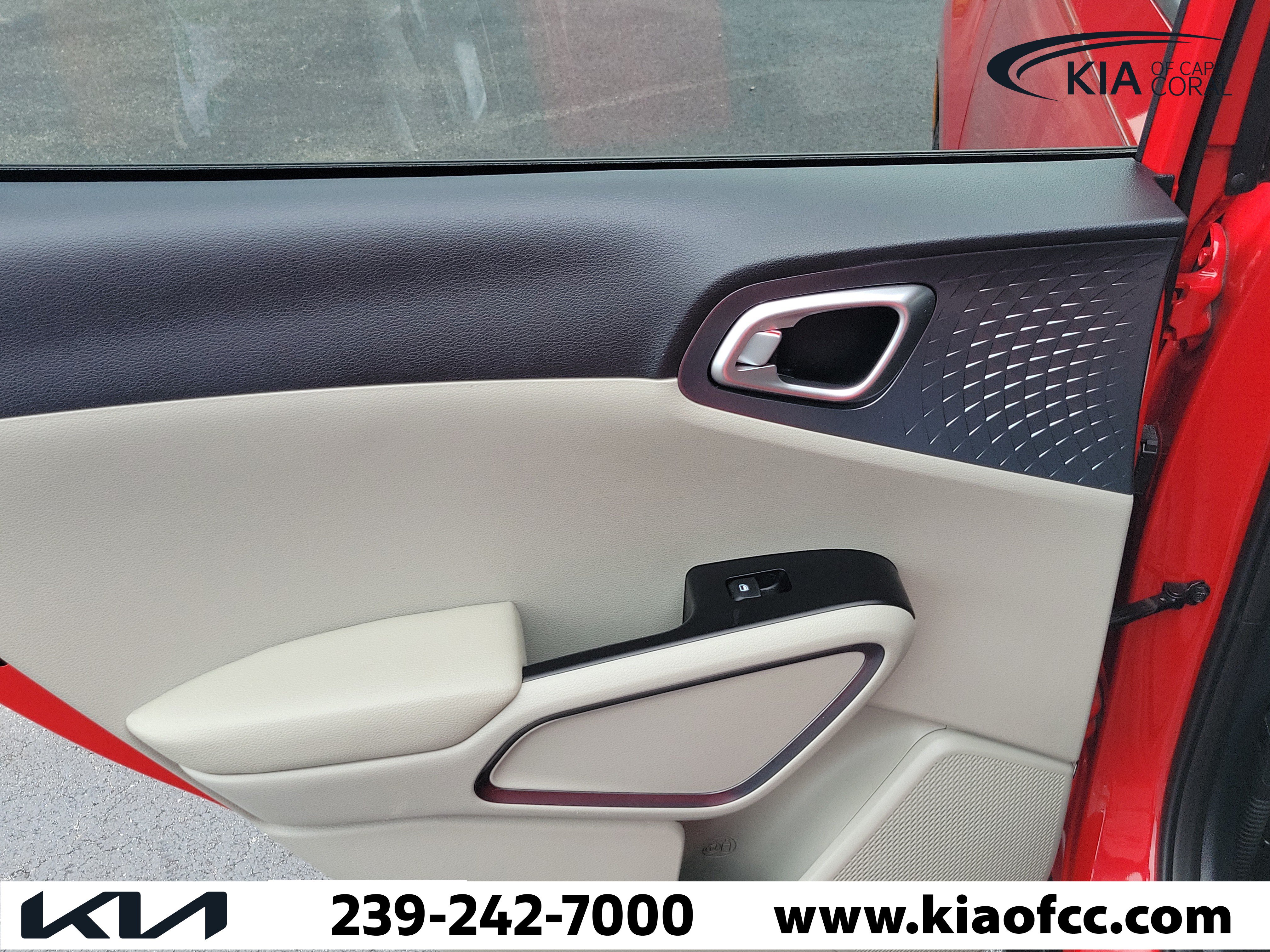 Used 2022 Kia Soul S FWD image 13