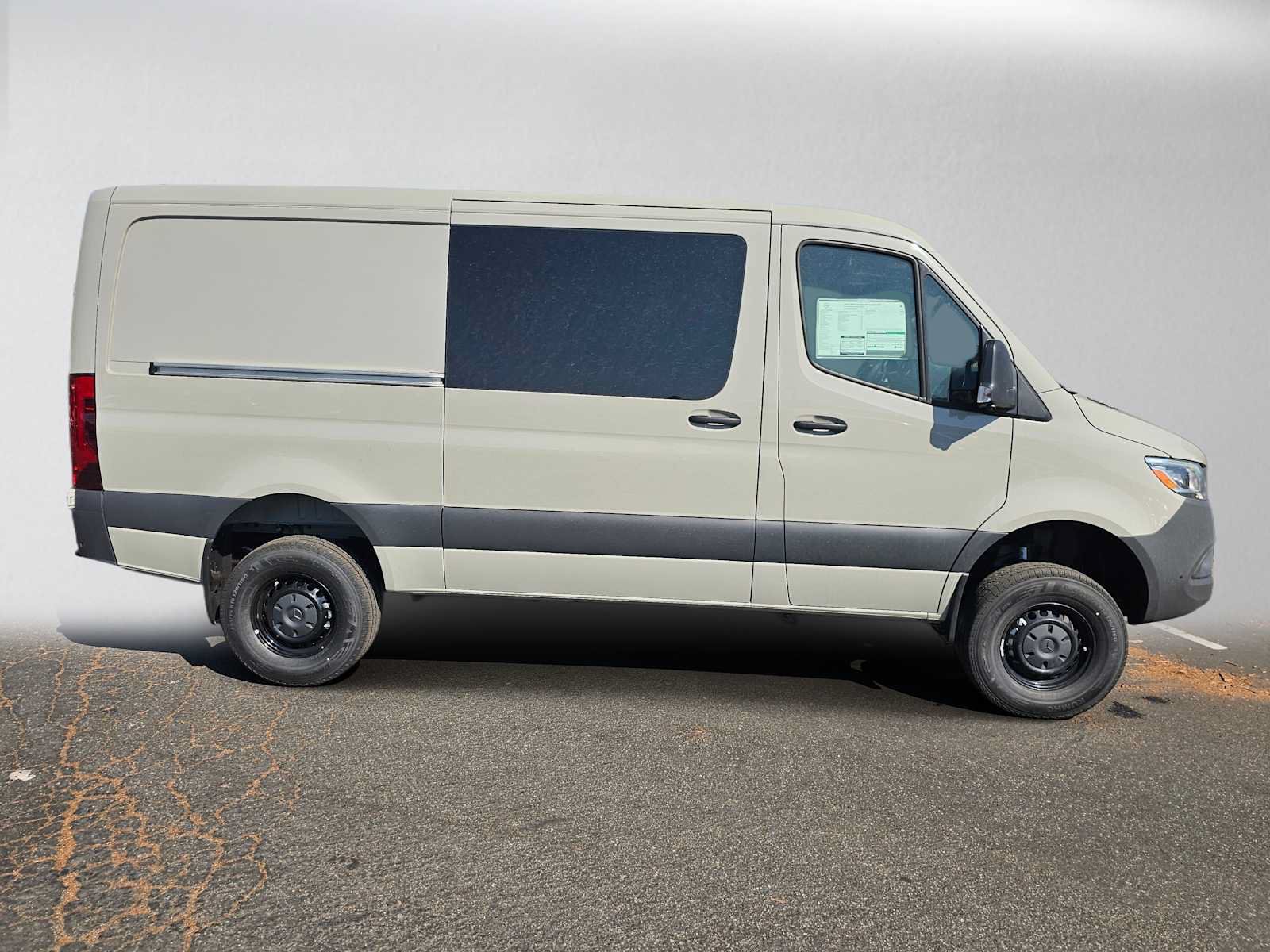New 2026 Mercedes-Benz Sprinter 2500 image 2