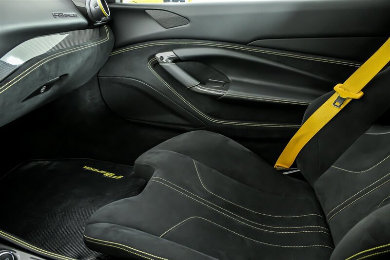 Used 2021 Ferrari F8 Tributo RWD image 37