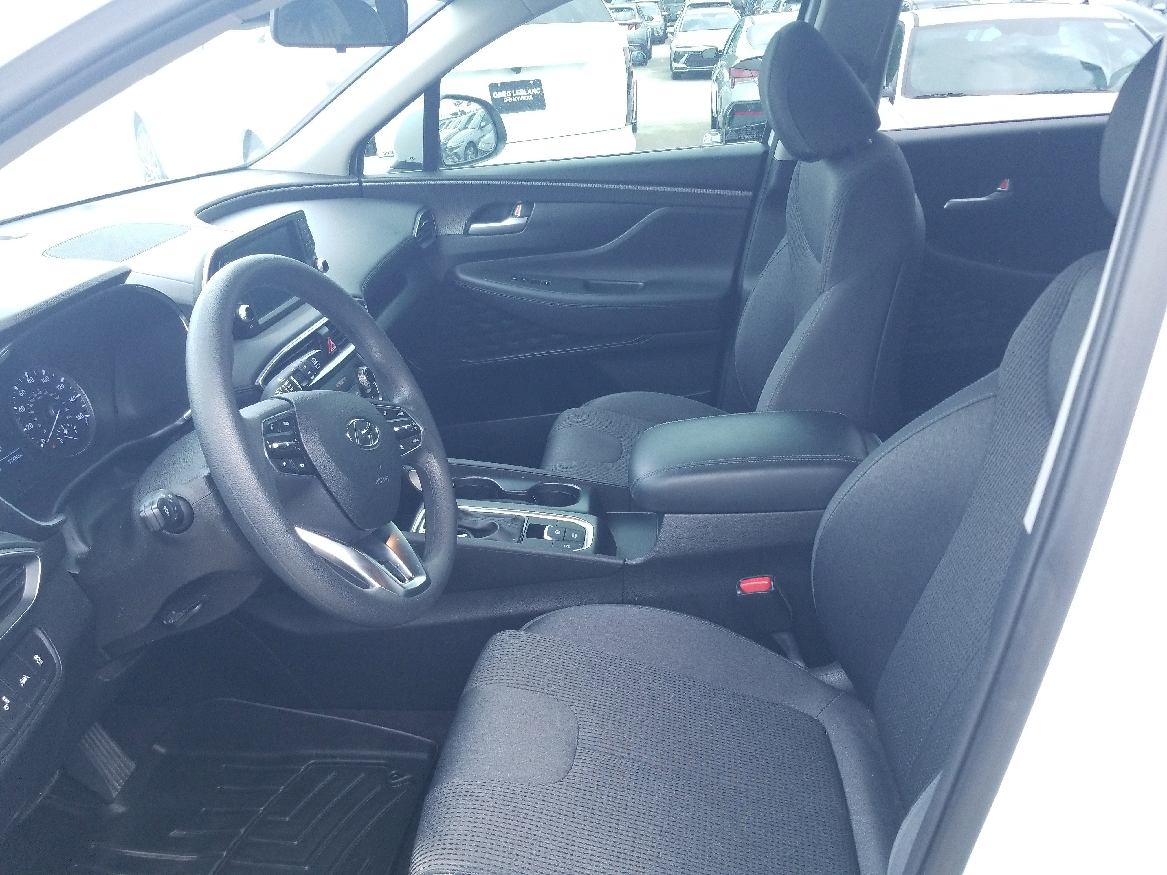 Used 2019 Hyundai Santa Fe SE FWD image 10