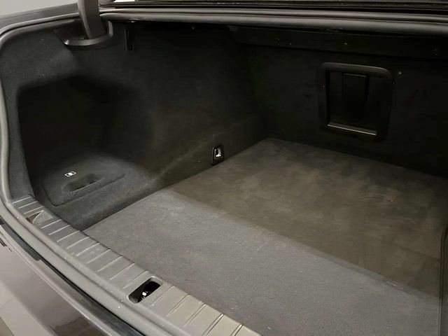 Used 2017 BMW 740i RWD image 12