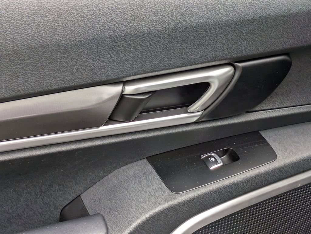 Used 2025 Kia Telluride S image 26