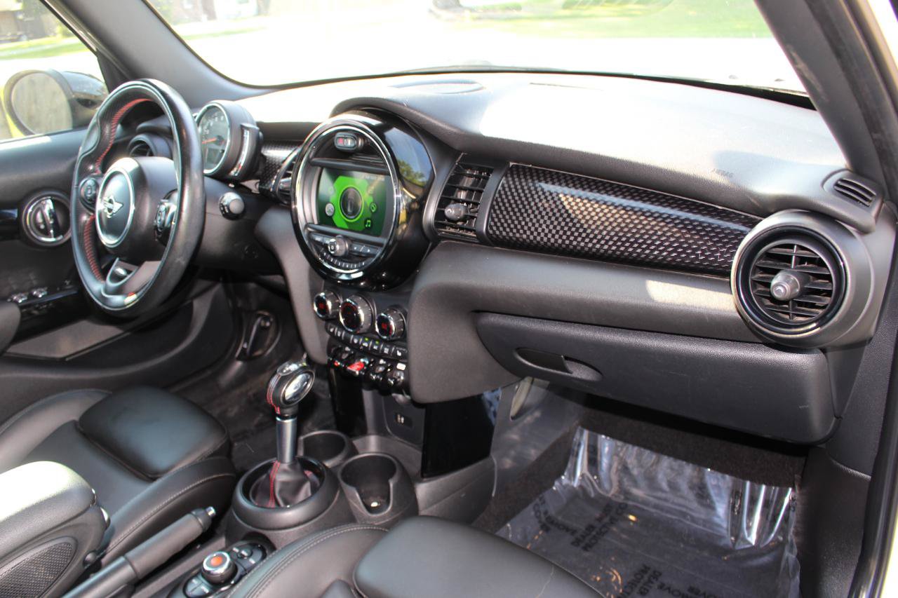 Used 2019 MINI Cooper S w/ Storage Package FWD image 39