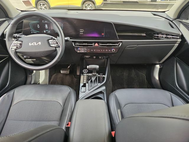 Certified 2023 Kia Niro EX FWD image 20