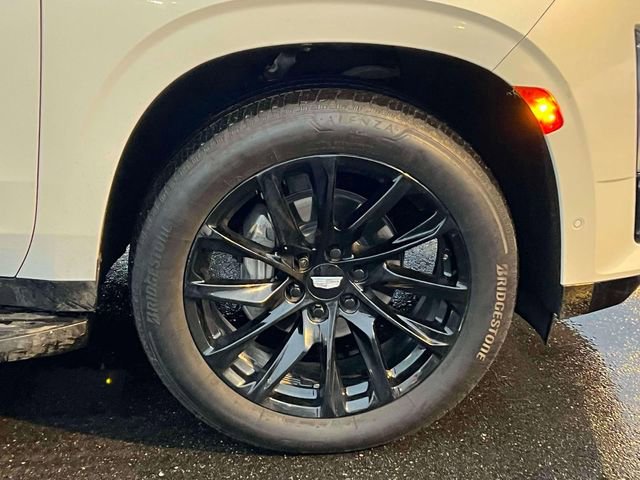 Used 2022 Cadillac Escalade ESV Sport w/ LPO, ONYX Package image 10