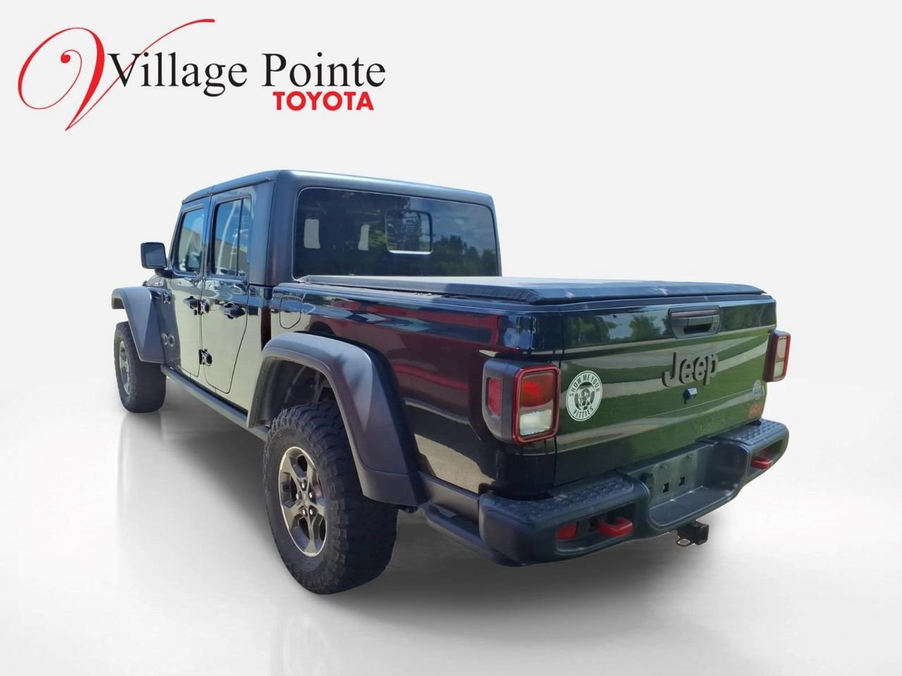 Used 2023 Jeep Gladiator Rubicon w/ Cold Weather Group AWD/4WD image 2