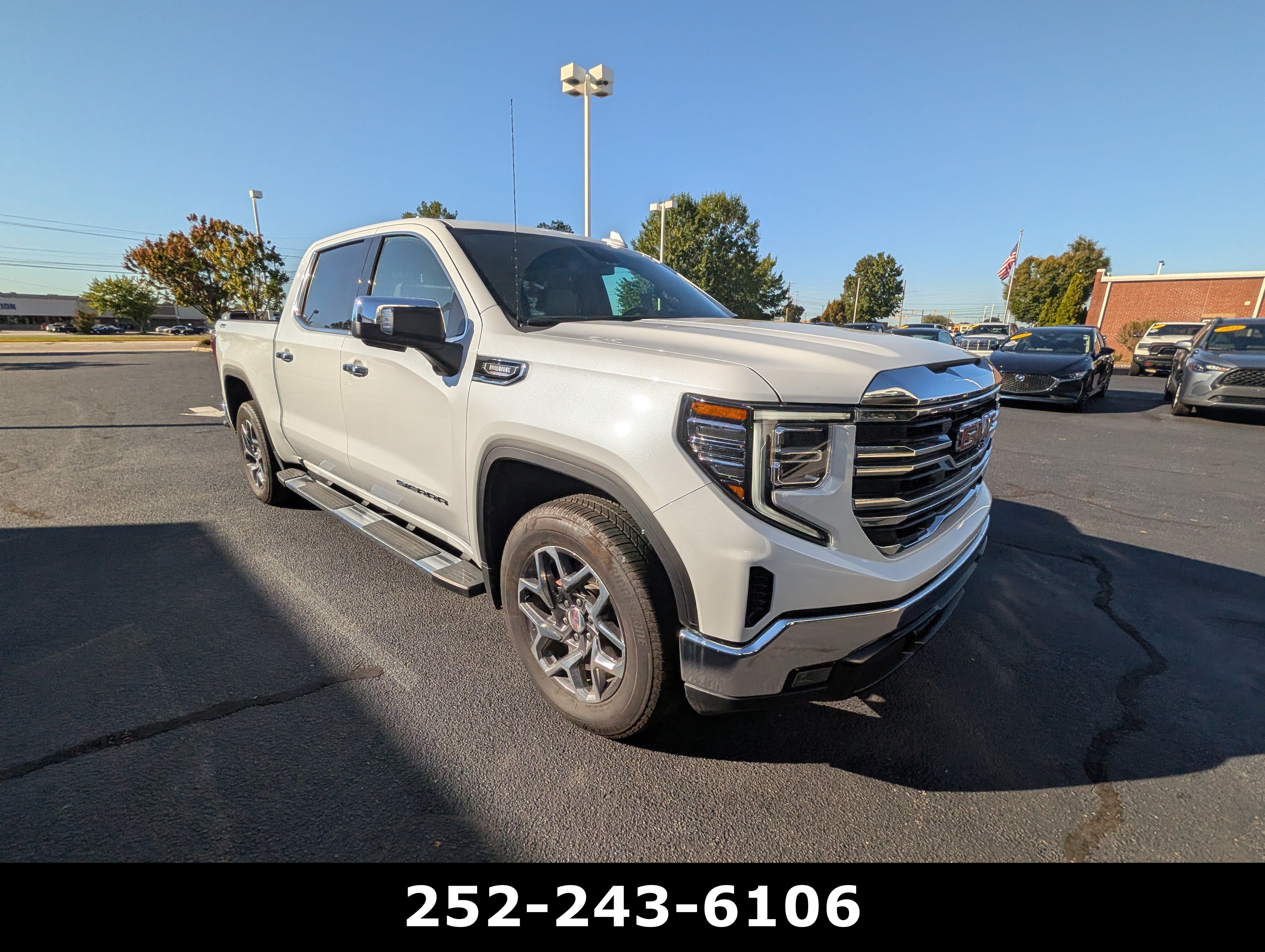 Used 2026 GMC Sierra 1500 SLT w/ SLT Premium Package AWD/4WD image 3