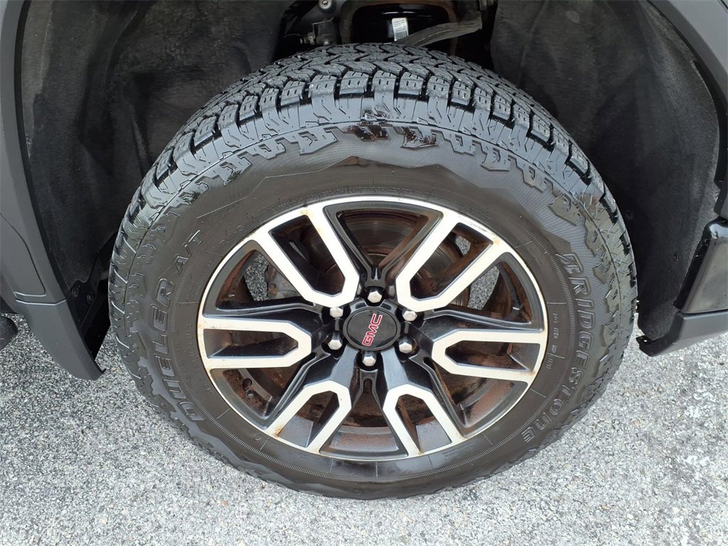 Used 2022 GMC Sierra 1500 AT4 w/ AT4 Preferred Package image 9