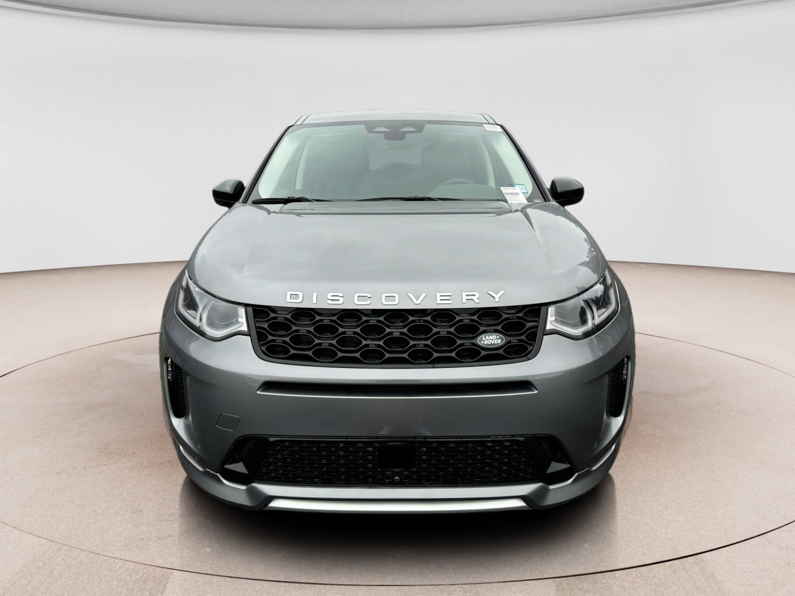 New 2025 Land Rover Discovery Sport S image 2
