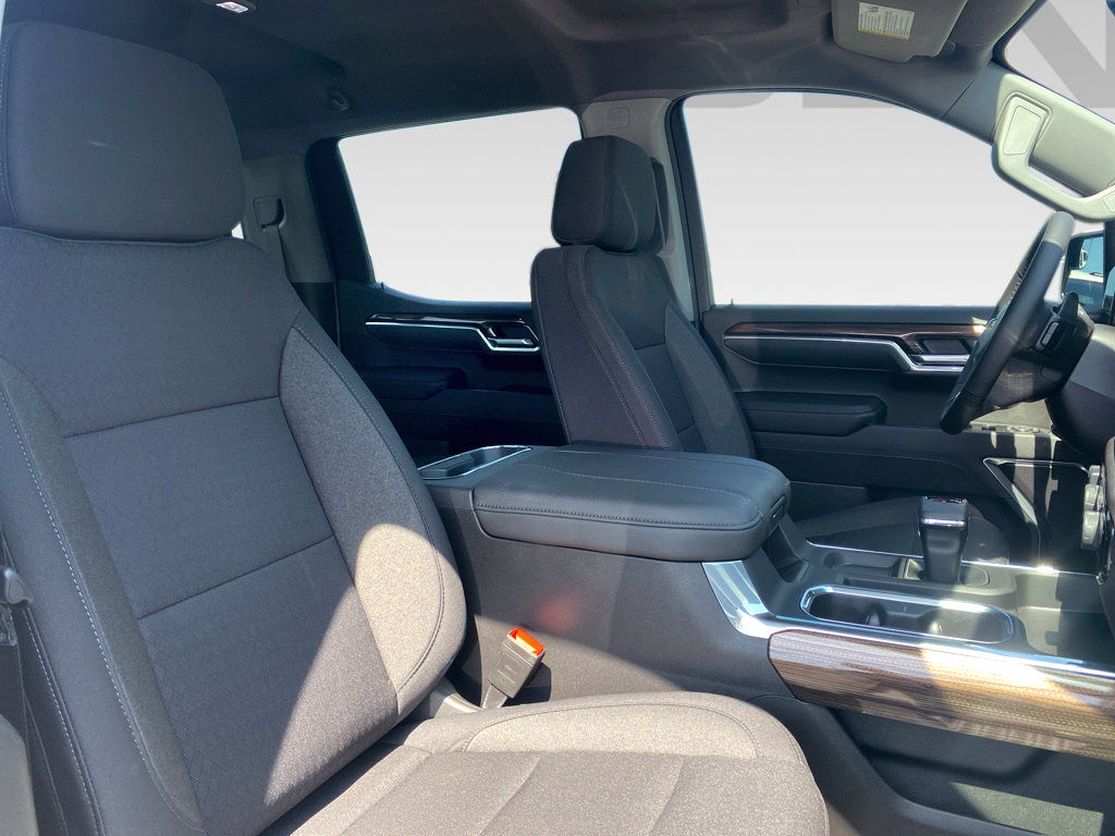 New 2025 Chevrolet Silverado 1500 LT image 8