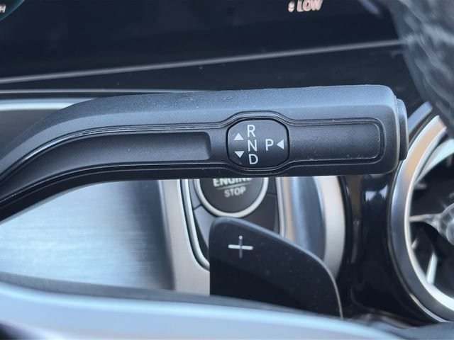 Used 2021 Mercedes-Benz GLB 250 4MATIC w/ Premium Package image 29