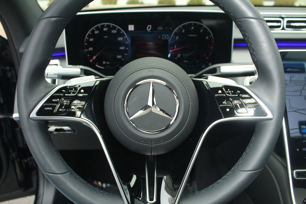 Used 2025 Mercedes-Benz S 580 4MATIC Sedan image 18