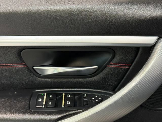 Used 2018 BMW 330i Sedan w/ Shadow Sport Edition RWD image 13