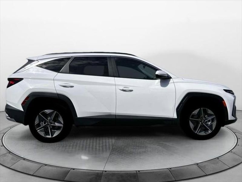 New 2026 Hyundai Tucson SEL AWD/4WD image 9