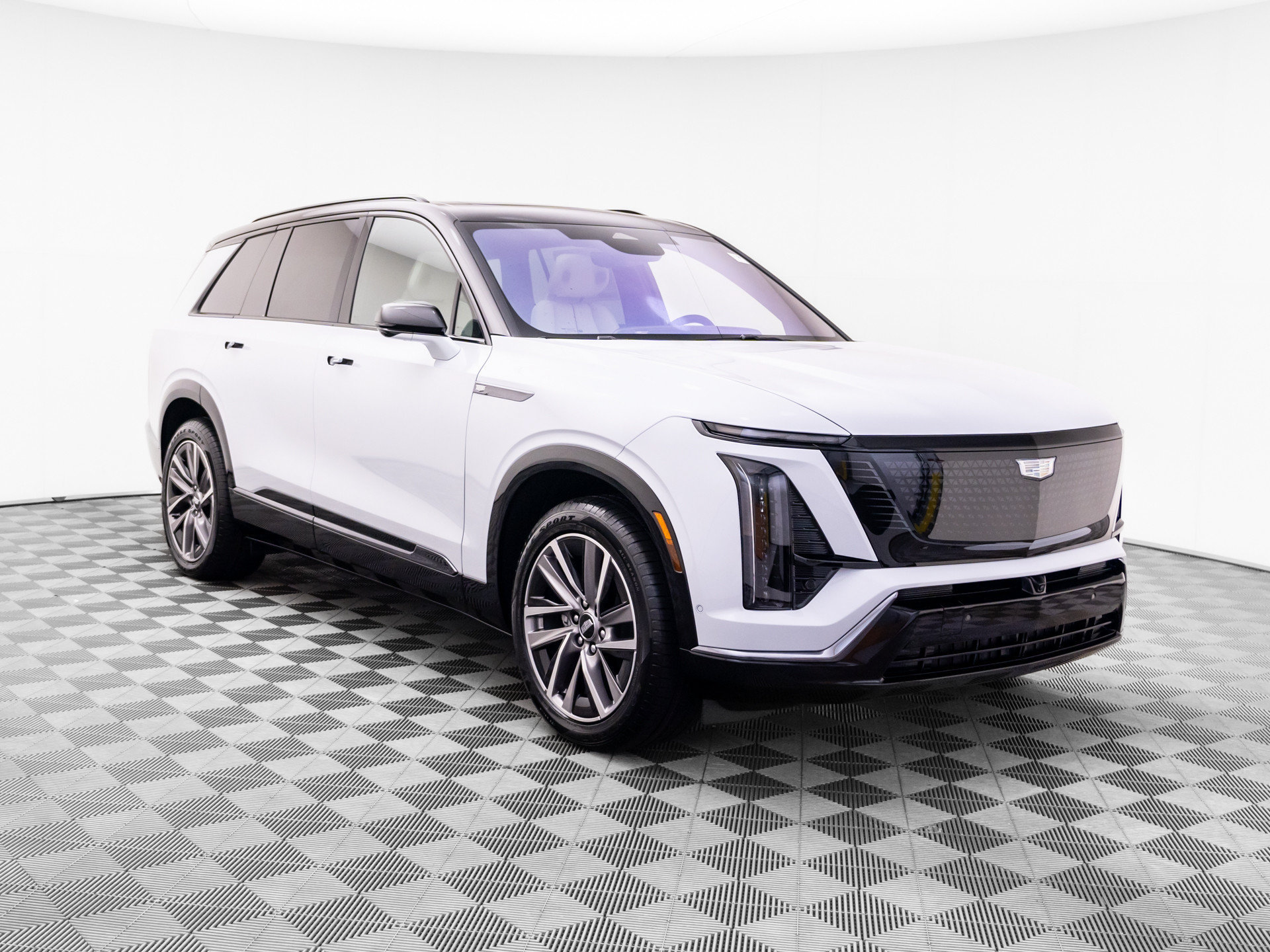New 2027 Cadillac Vistiq Sport w/ LPO, Floor Liner Package AWD/4WD image 7