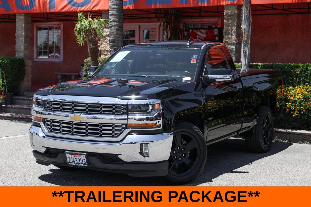 Used 2016 Chevrolet Silverado 1500 LT w/ LT Convenience Package RWD image 4