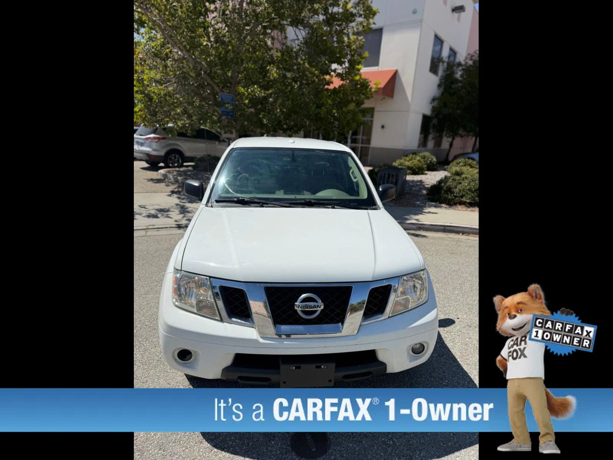 Used 2015 Nissan Frontier SV w/ SV Value Truck Package RWD image 13