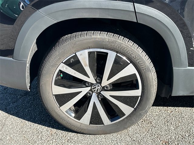 Used 2023 Volkswagen Taos SE image 16