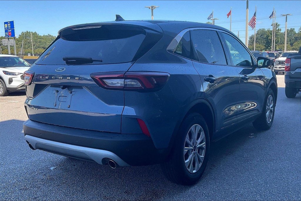 Used 2024 Ford Escape Active w/ Tech Pack #1 FWD image 6