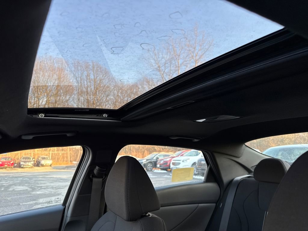 New 2026 Hyundai Elantra SEL Sport image 35