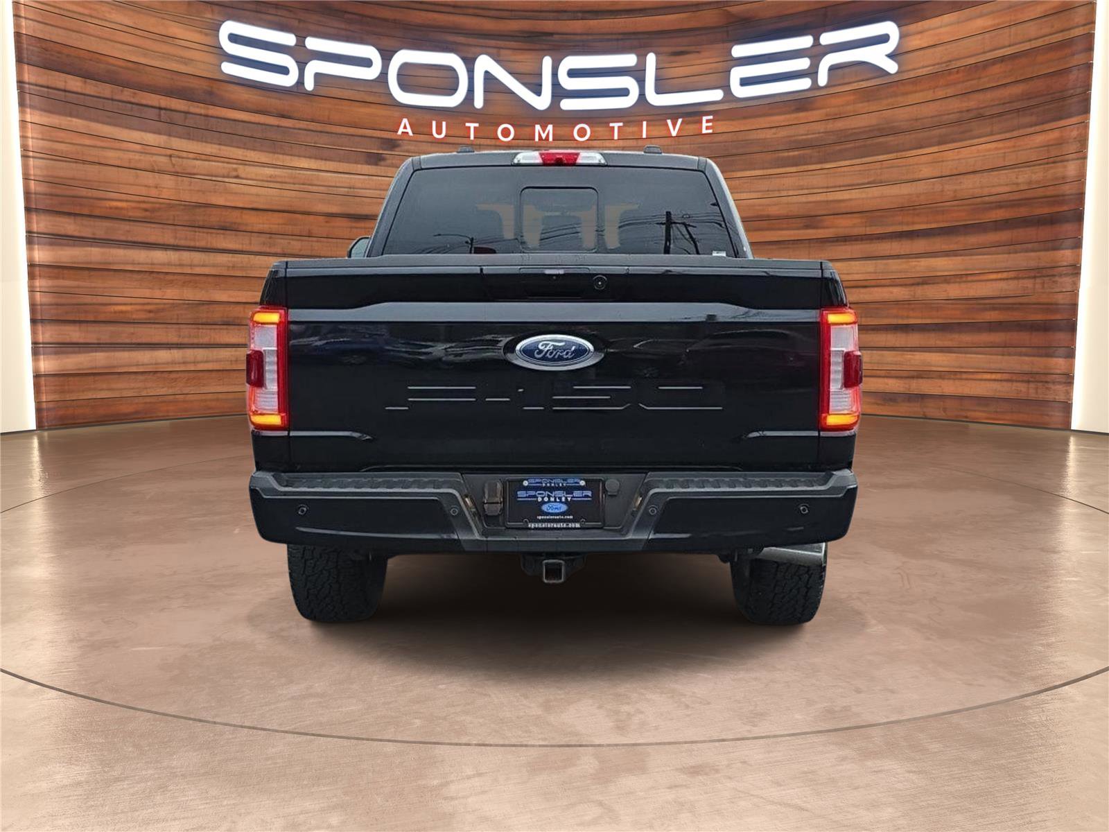 Used 2023 Ford F150 Lariat w/ Equipment Group 502A High image 5