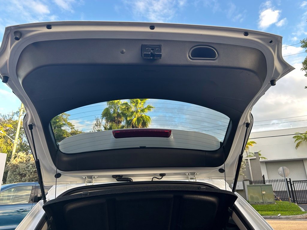 Used 2022 Hyundai Kona Limited FWD image 43