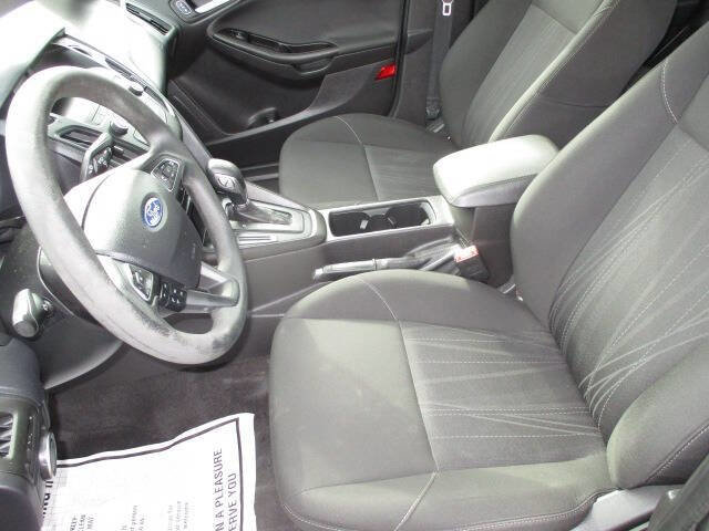 Used 2018 Ford Focus SE image 14