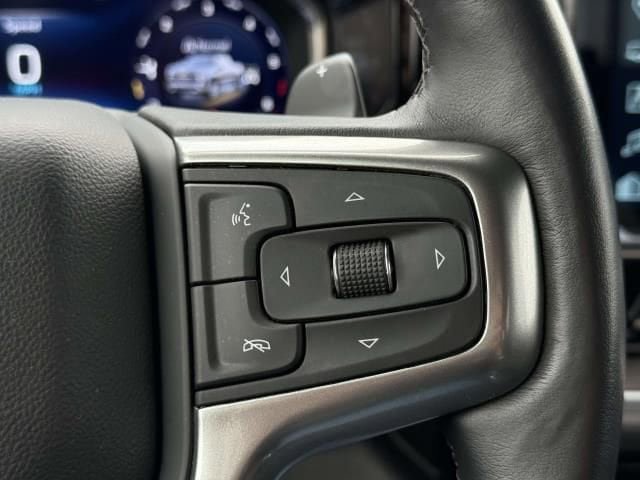 Used 2022 Chevrolet Silverado 1500 LTZ AWD/4WD image 23