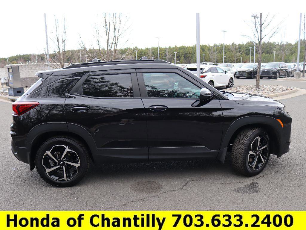 Used 2022 Chevrolet TrailBlazer RS w/ Technology Package image 8