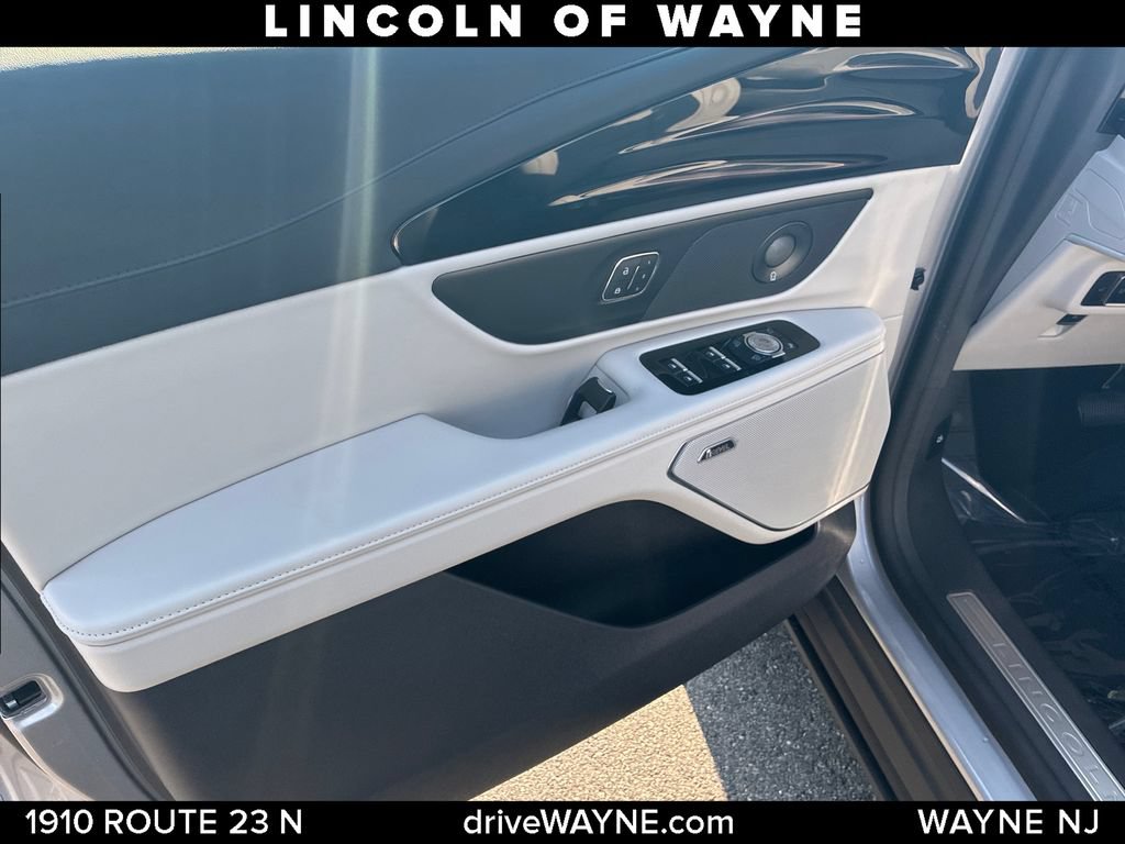 Certified 2026 Lincoln Nautilus Premier w/ Equipment Group 102A AWD/4WD image 13