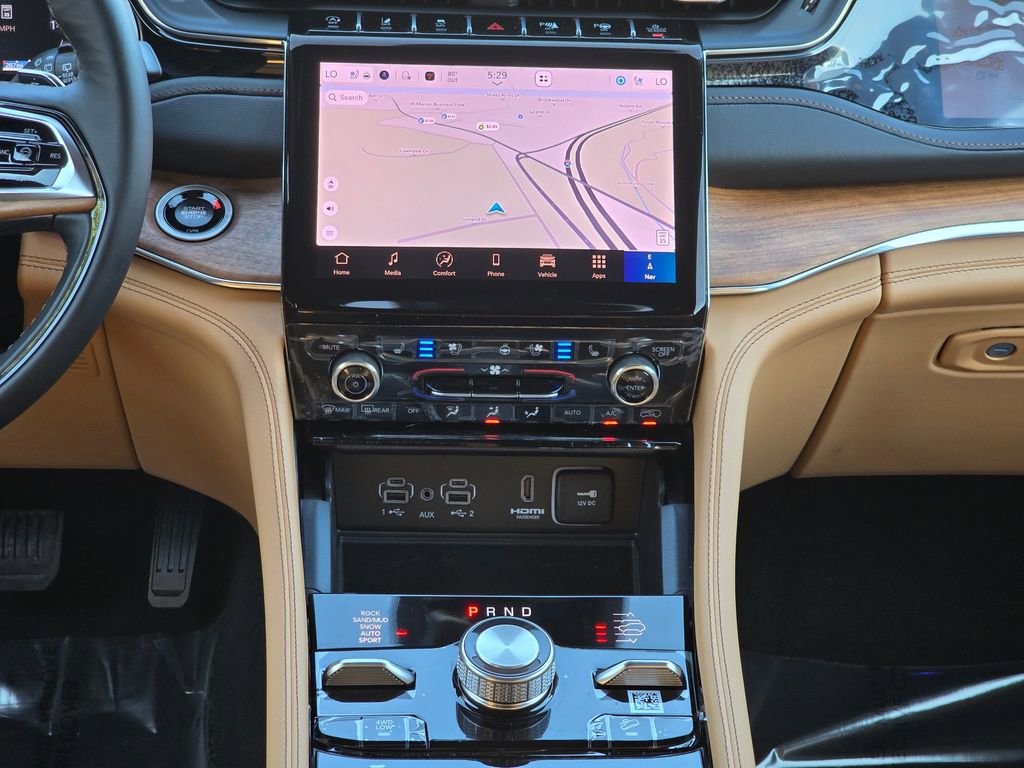 New 2025 Jeep Grand Cherokee Summit image 29