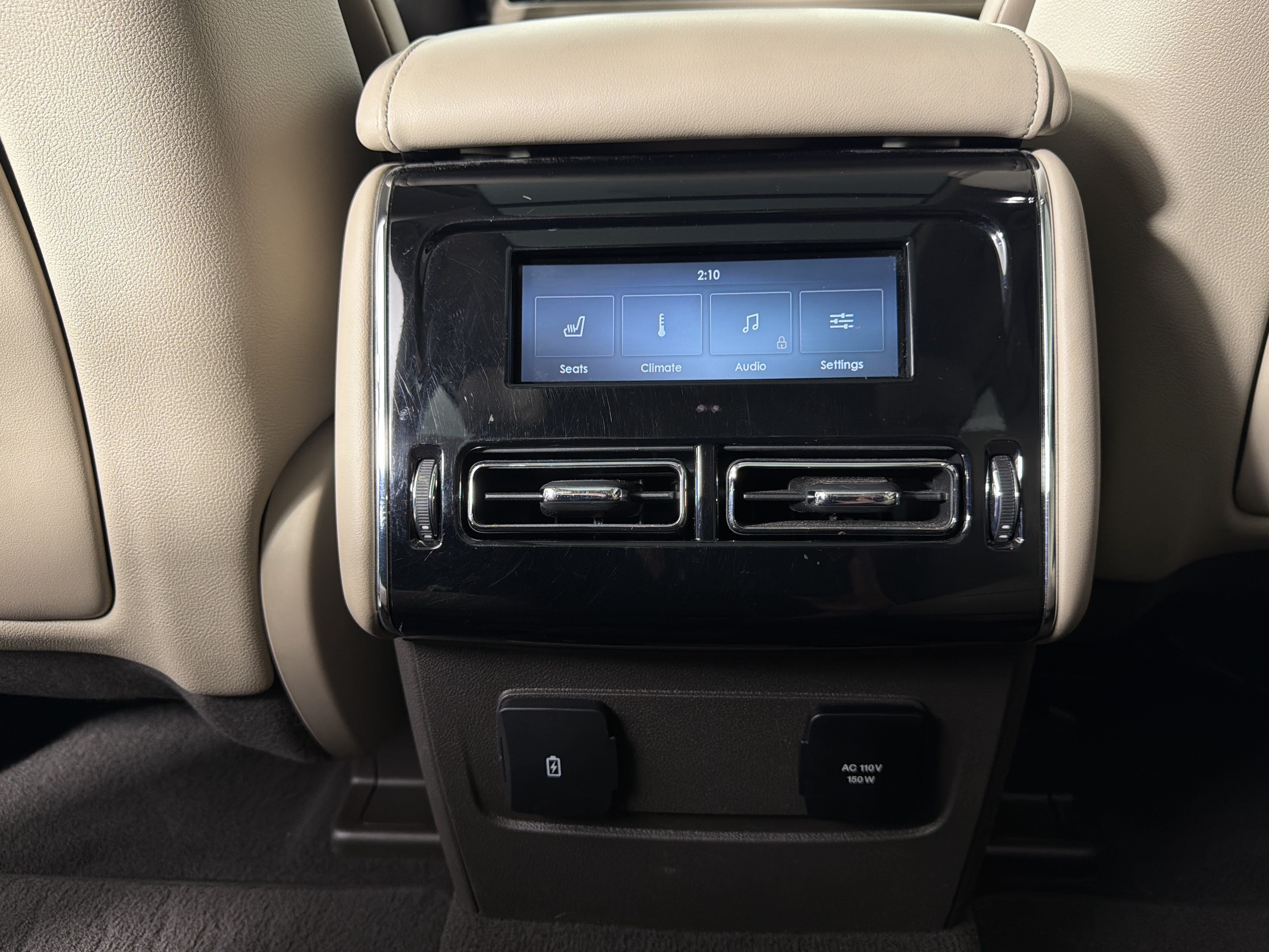 Used 2020 Lincoln Aviator Grand Touring w/ Elements Package Plus AWD/4WD image 27