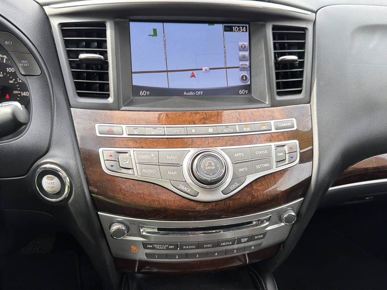 Used 2017 INFINITI QX60 Luxe w/ Deluxe Technology Package AWD/4WD image 15