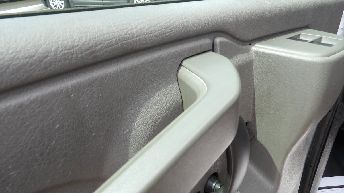 Used 2017 Chevrolet Express 3500 LS RWD image 16